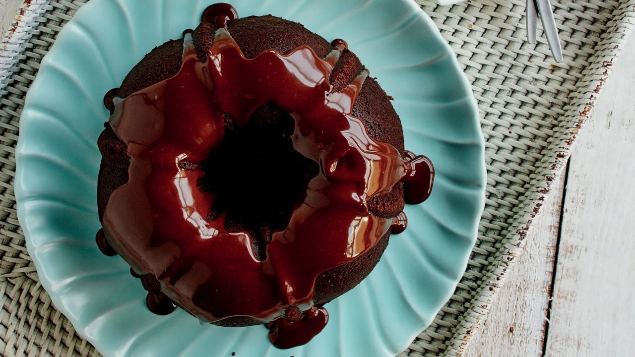 sour cream choc bundt cake