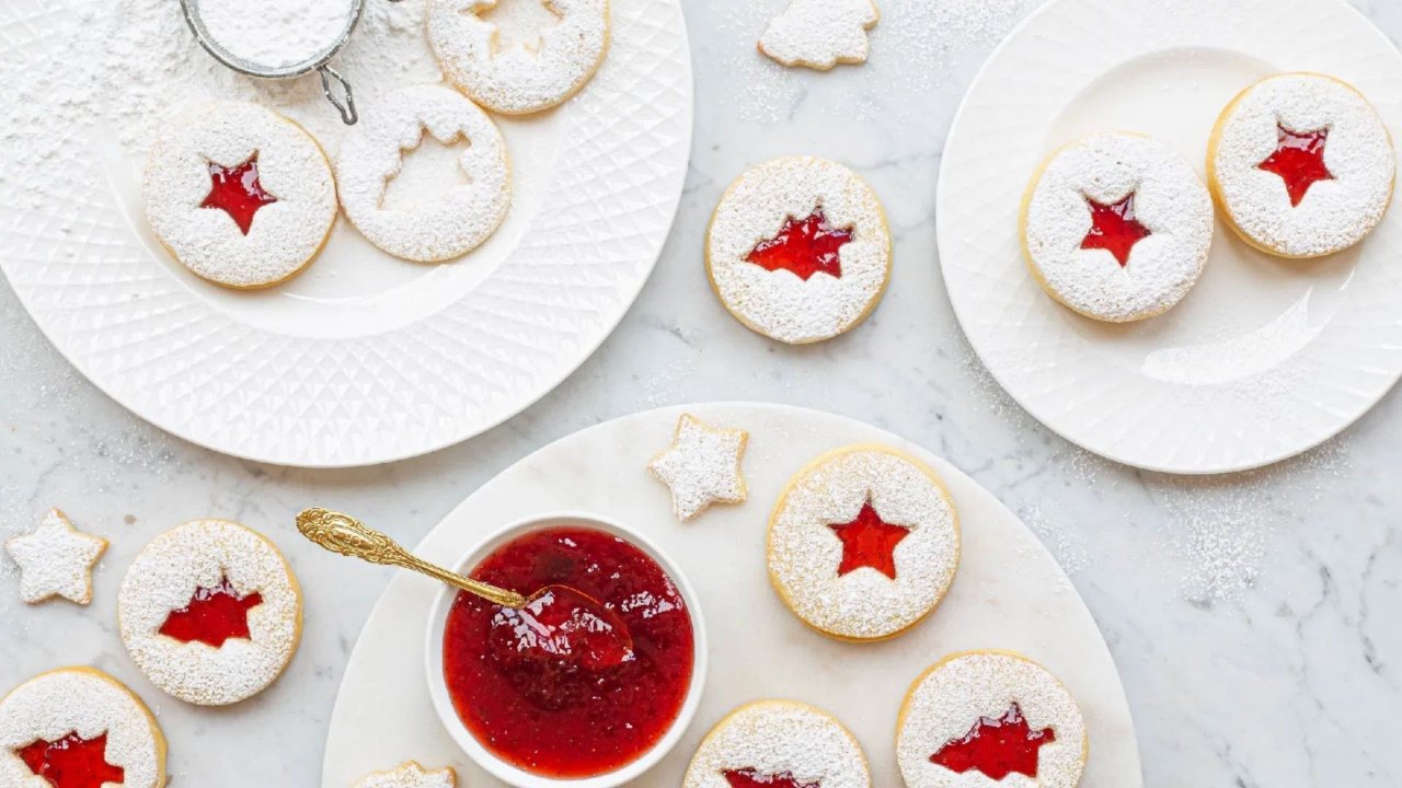 strawberry jam christmas cookies