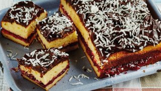 Lamington Cake